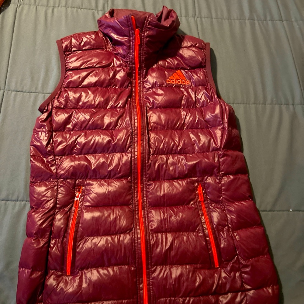 Adidas women puffer vest. Size small. Maroon and pink